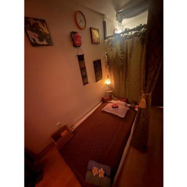 タイ古式マッサージ　サバイサバイ