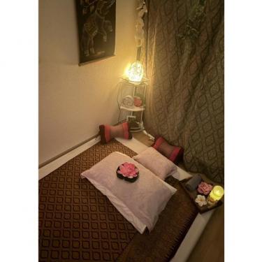 タイ古式マッサージ　サバイサバイ