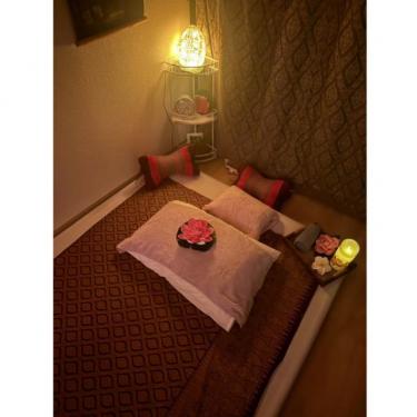 タイ古式マッサージ　サバイサバイ